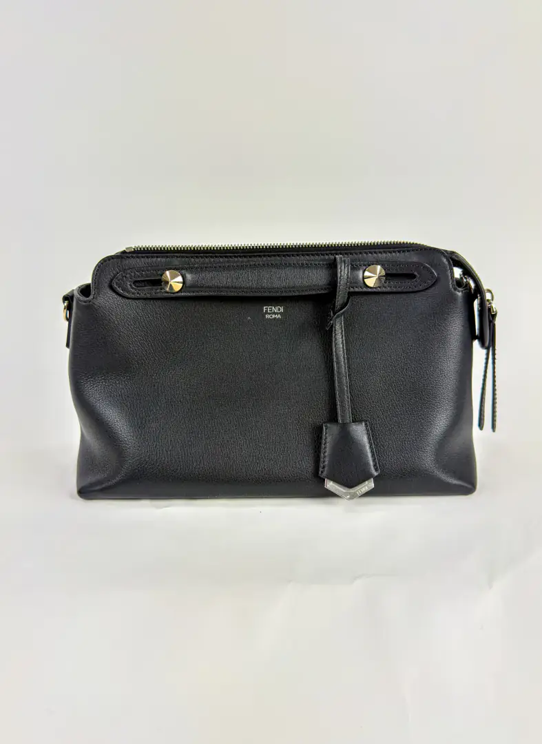 FENDI 펜디 바이더웨이 미디엄 보스턴백 A급 중고명품