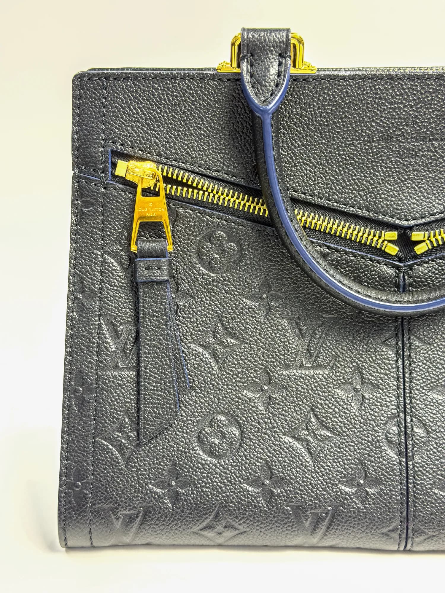 루이비통 모노그램 앙프렝뜨 설리 PM view 2