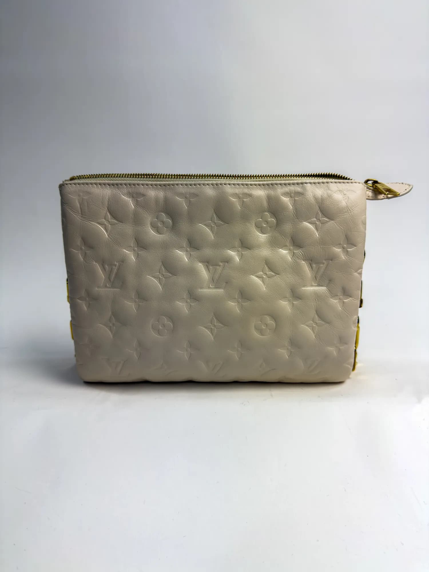 루이비통 쿠상 PM 크림 M21260